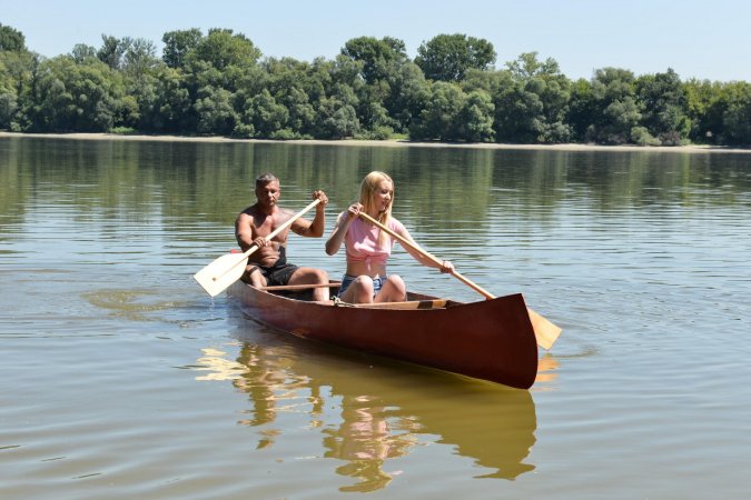 Canoe ride gets Amaris horny so she grabs his hard cock photo 18