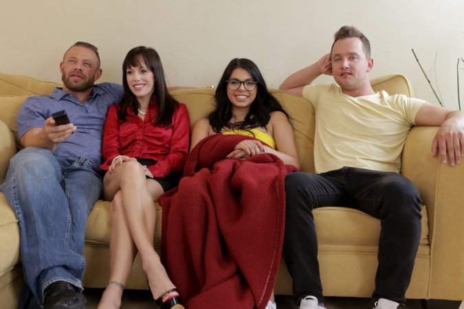 Gina Valentina gets caught by her curious family photo 1