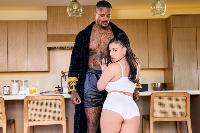 Melztube serves her sugar daddy with a slick ride photo 12