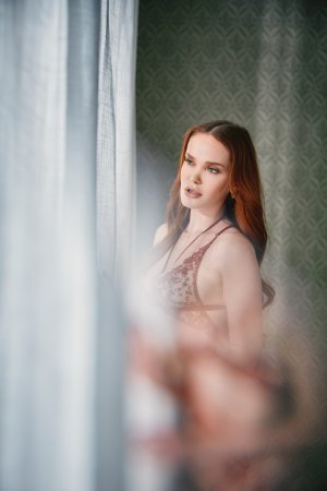 Chloe Foxxe struggles through a tense interview photo 5