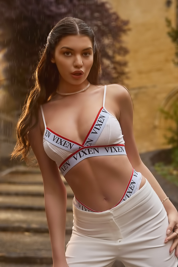 Anna Bella discovers heritage Max Amante satisfies