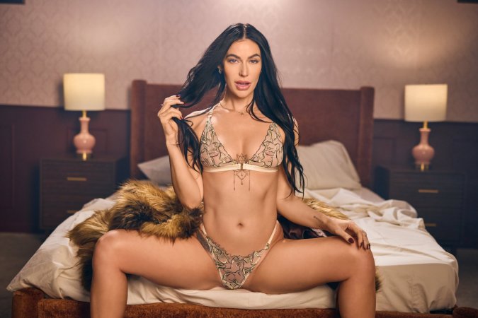 Venus Valencia in a threesome adventure photo 2